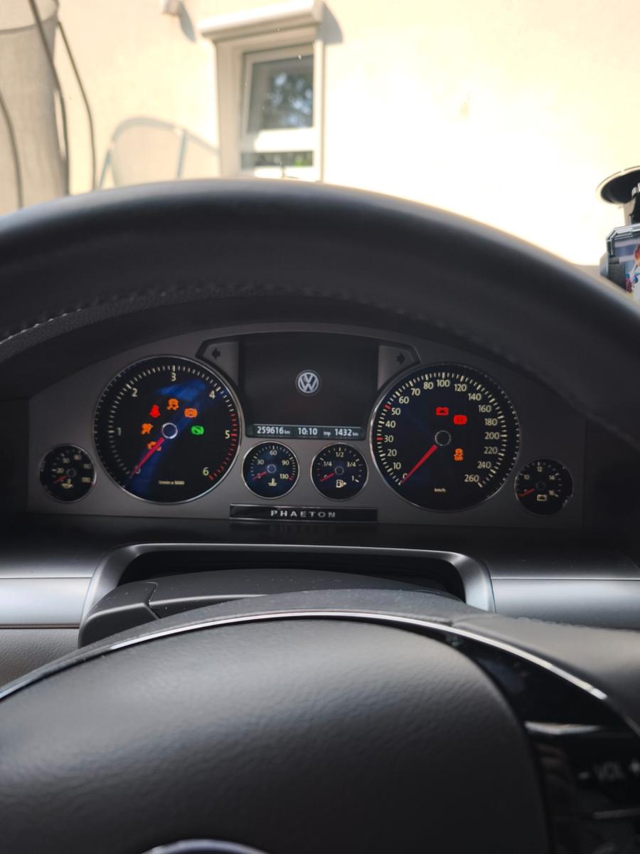 Volkswagen Phaeton 3.0 V6 TDI lang 4MOT. Tiptronic 5-Si...