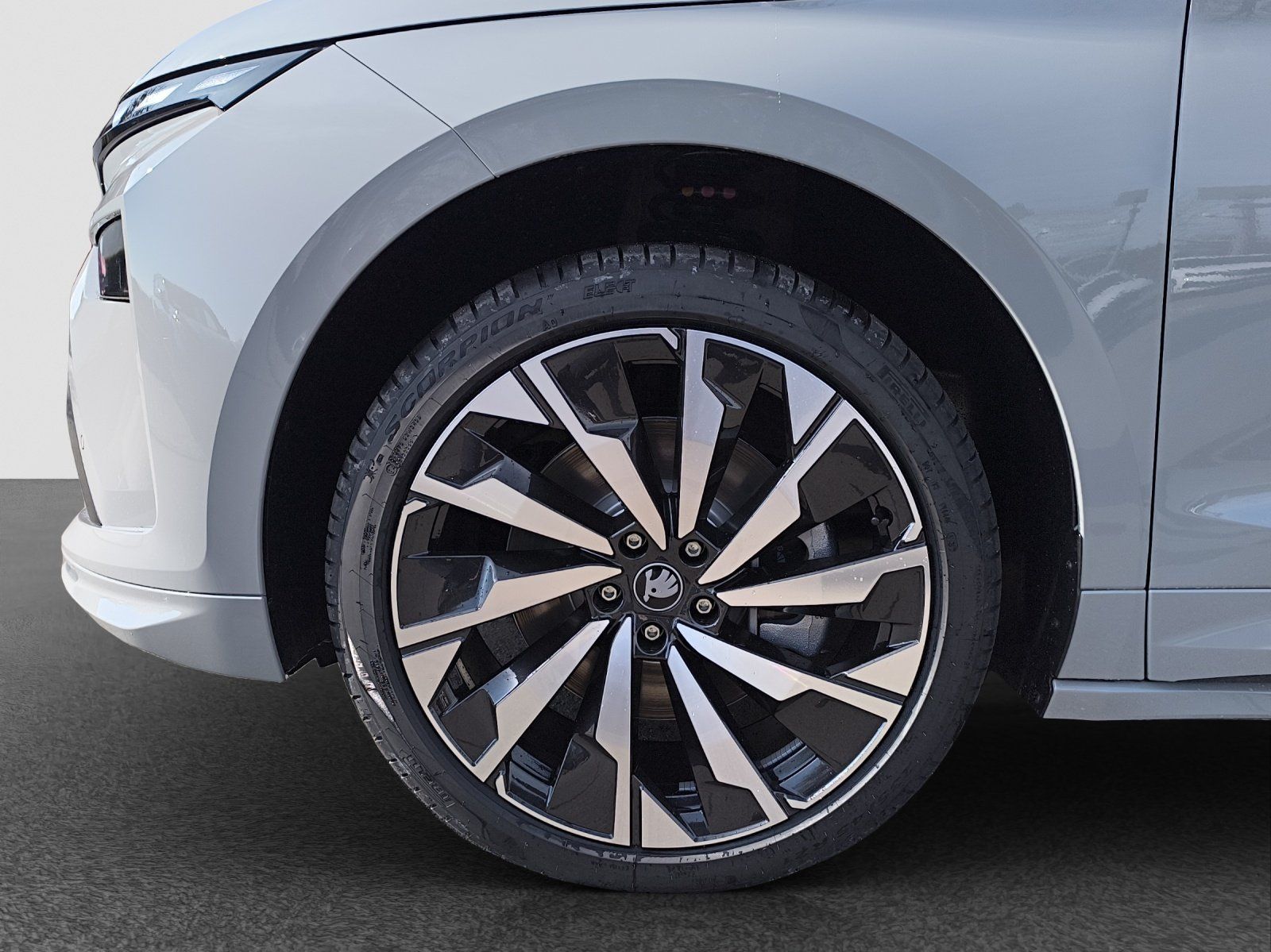 Skoda Enyaq - Bild 12