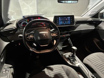 Fotografie 13 des Peugeot 208 PureTech 100 Active AHK