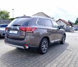 Mitsubishi 2.0 TOP 4WD "LED"360"AHK"7Sitze"AHK" - Mitsubishi Outlander in Bonn