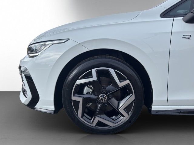 Golf R-Line 1.5 l eTSI DSG NAVI+WR+AREAVIEW+LED+