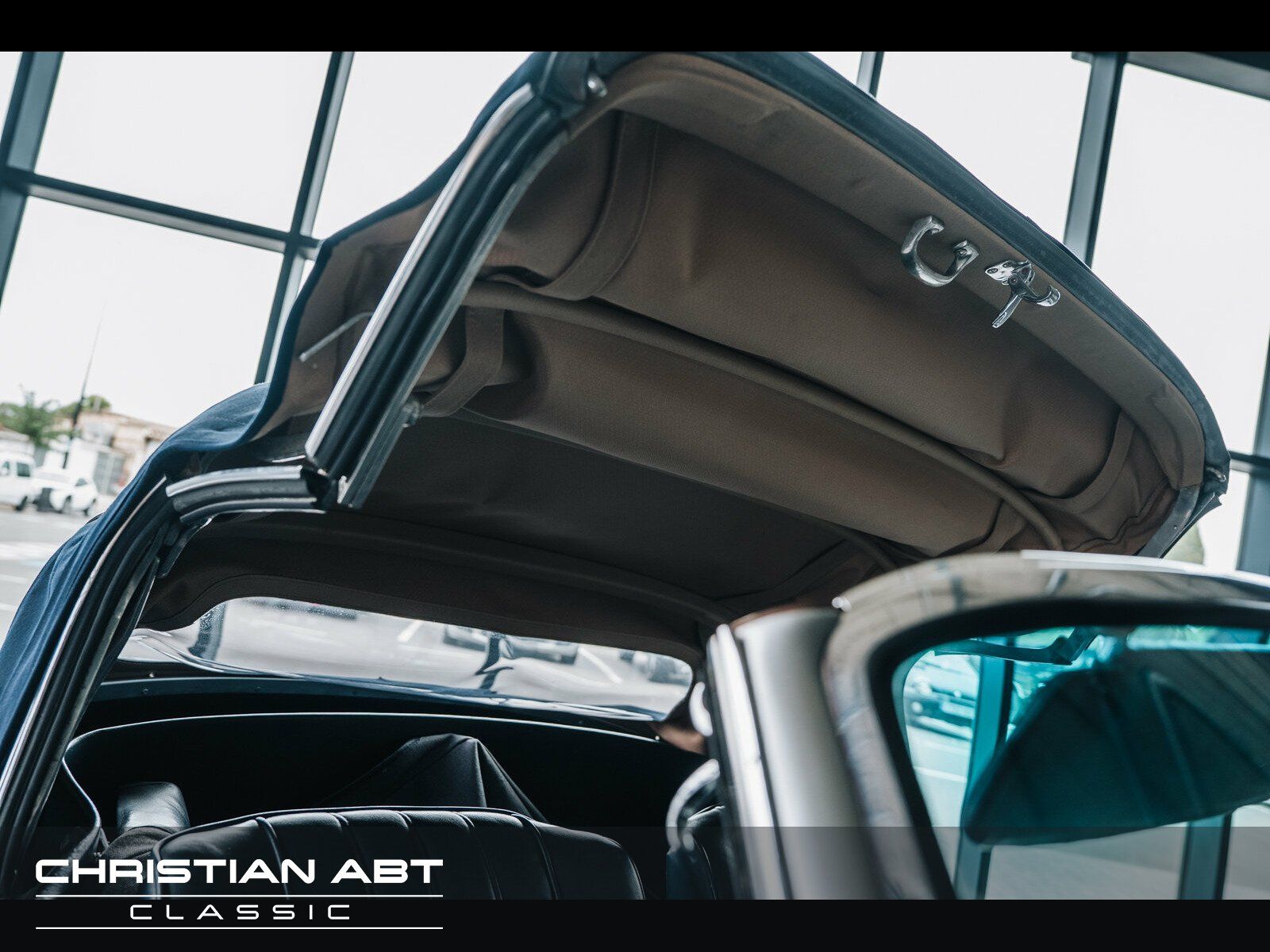 Fahrzeugabbildung Mercedes-Benz 190 SL Spanische Historische Kennzeichen