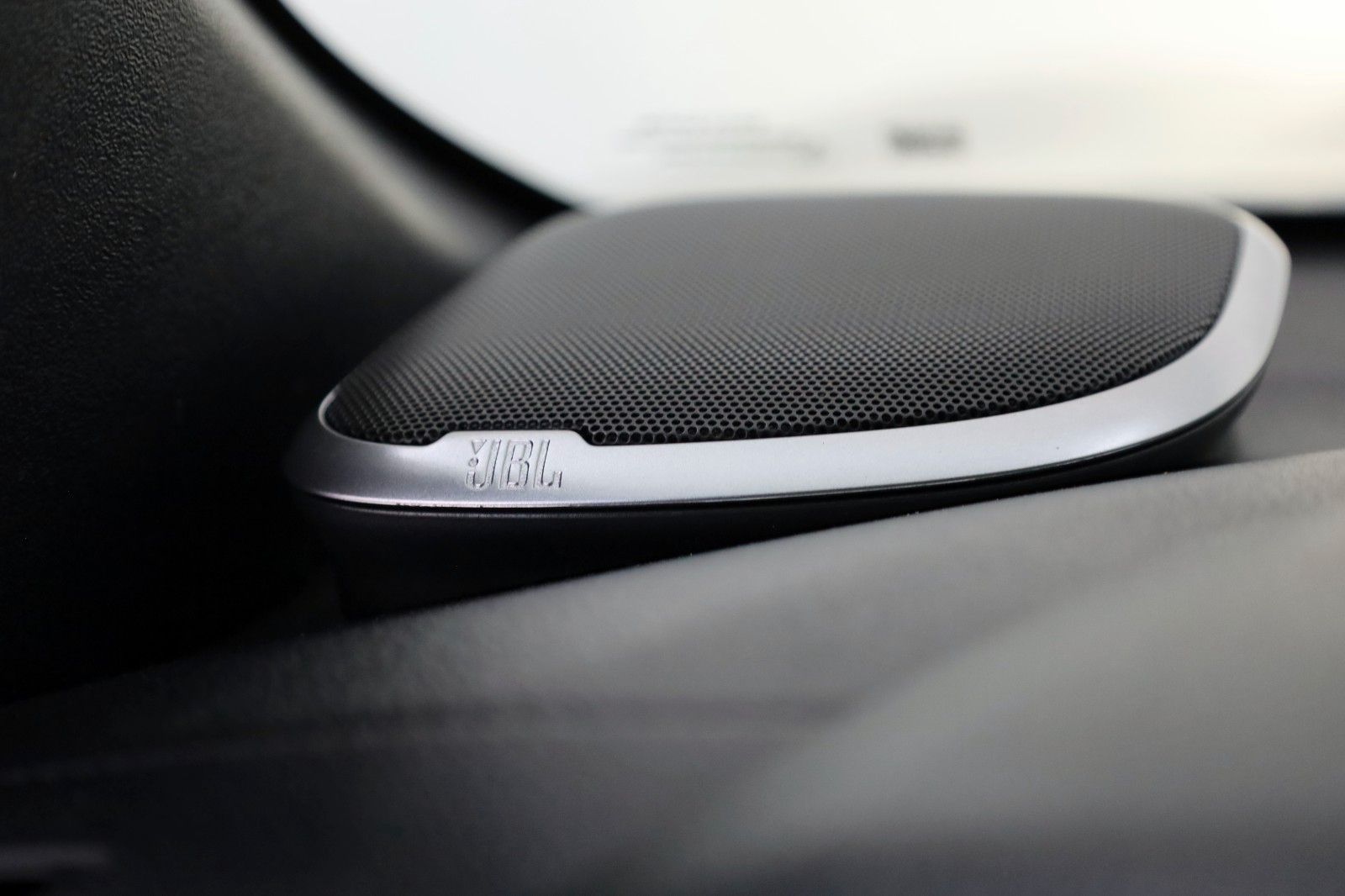 Fahrzeugabbildung Toyota Hilux 2.8 D-4D Invincible,4x4 Doka,CarPlay,Rollo