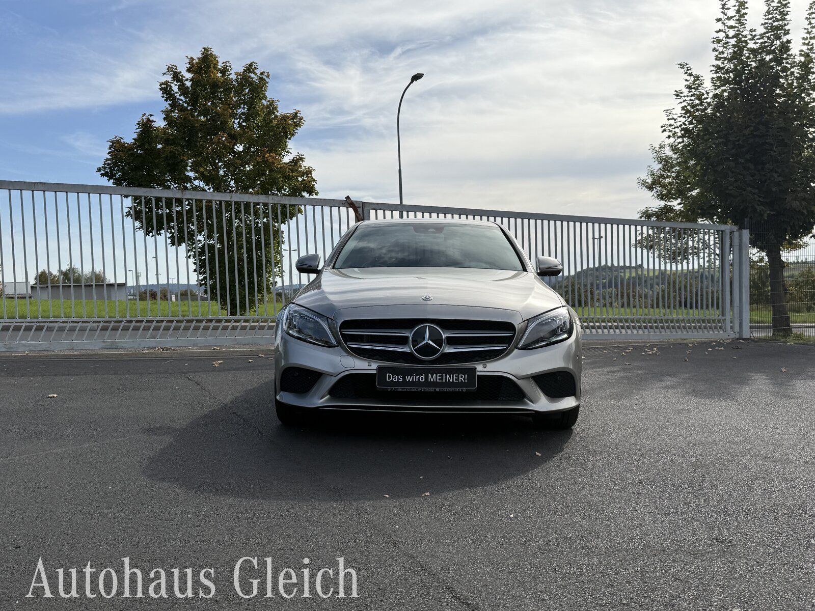 Fahrzeugabbildung Mercedes-Benz C 180 Avantgarde (EURO 6d-TEMP) COMAND APS/Navi