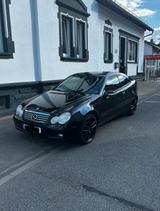 Mercedes-Benz Mercedes 220 CDI Sportcoupe - gebrauchte Mercedes-Benz C 220 aus dem Jahr 2003