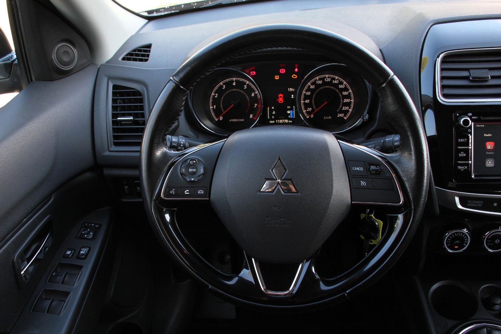 Fahrzeugabbildung Mitsubishi ASX SUV-Star 2WD