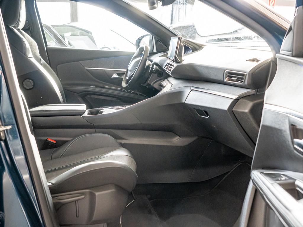 Peugeot 5008 Allure Pack BlueHDi 130 EAT8 7-SITZER LED