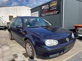 Volkswagen Golf 1.4 Trendline - Volkswagen Golf aus 1999: Golf4