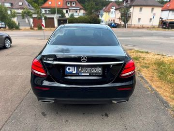 Mercedes E 200 - 4