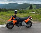 KTM 950 Supermoto - KTM 950 SUPERMOTO