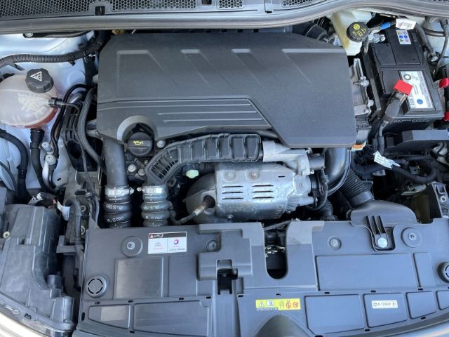 Fahrzeugabbildung Citroën C4 1.2 PureTech 155, Shine Autom. AHK, Navi, Kam