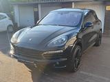 Porsche Cayenne S Diesel SPORT DESIGN CHRONO LUFT SITZLU - Porsche Cayenne: Design