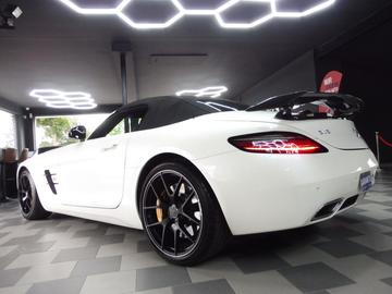 صورة 8 لـ 2014 Mercedes-BENZ SLS AMG