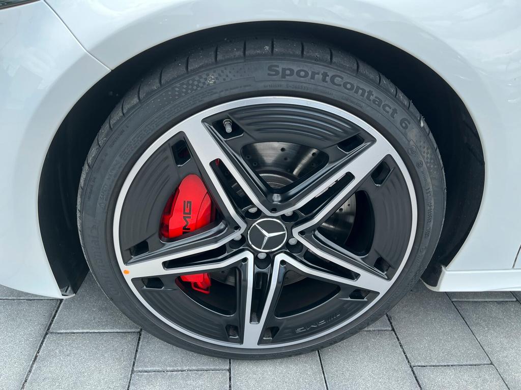 Mercedes-Benz A 45 AMG