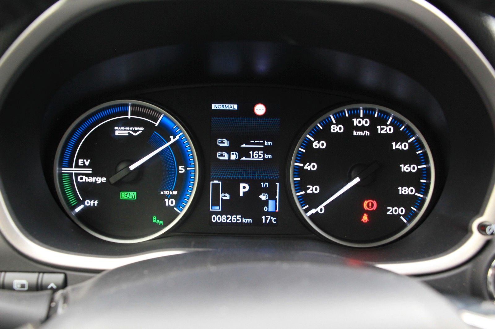 Fahrzeugabbildung Mitsubishi Eclipse Cross PHEV Intro Edition
