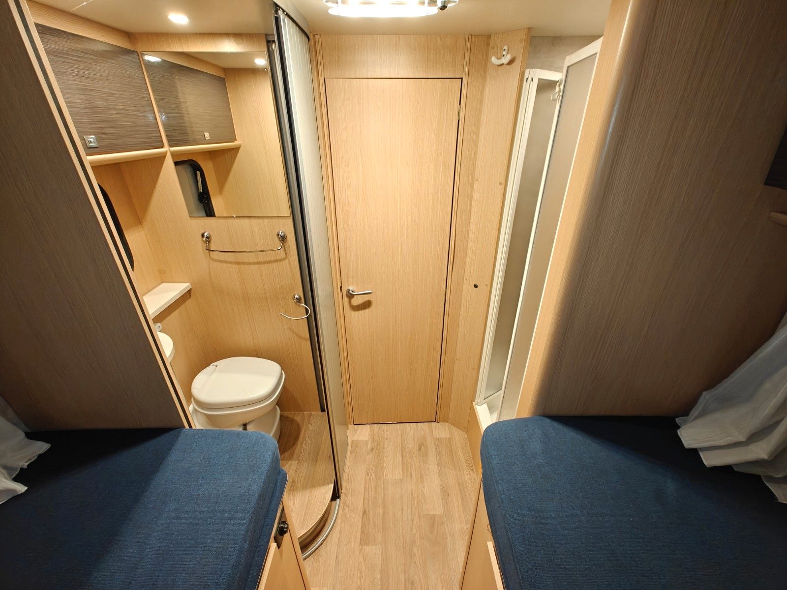 Fahrzeugabbildung XGO Dynamic 95 P - Autom. SAT, TV, Einzelbetten -