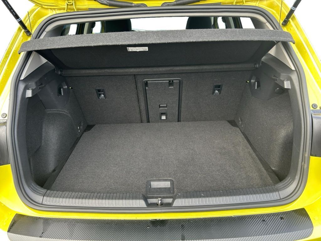 Fahrzeugabbildung Volkswagen Golf 1.5 TSI OPF Active