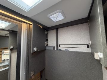 HYMER ERIBA HYMERCAR ML-T CrossOver 570 Winterpaket TV Leder