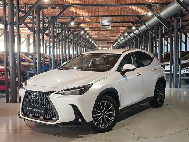 Lexus 2.5h 244ps 4x4 BUSINESS PLUS