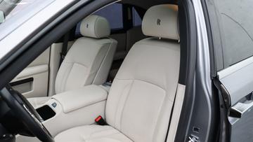 2010 ROLLS-ROYCE GHOST 照片 8