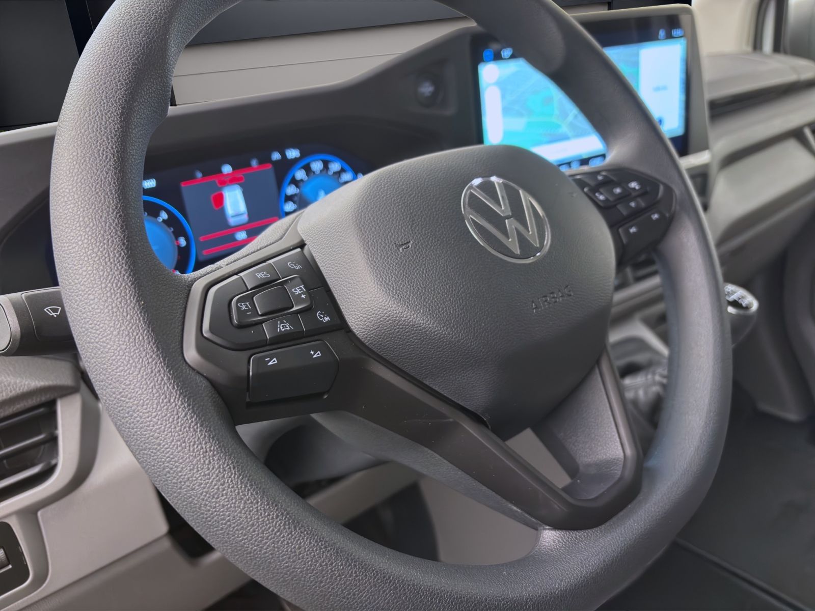 Volkswagen T7 Caravelle - Bild 12