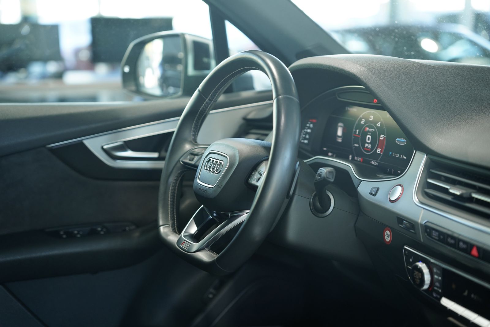Audi Sq7