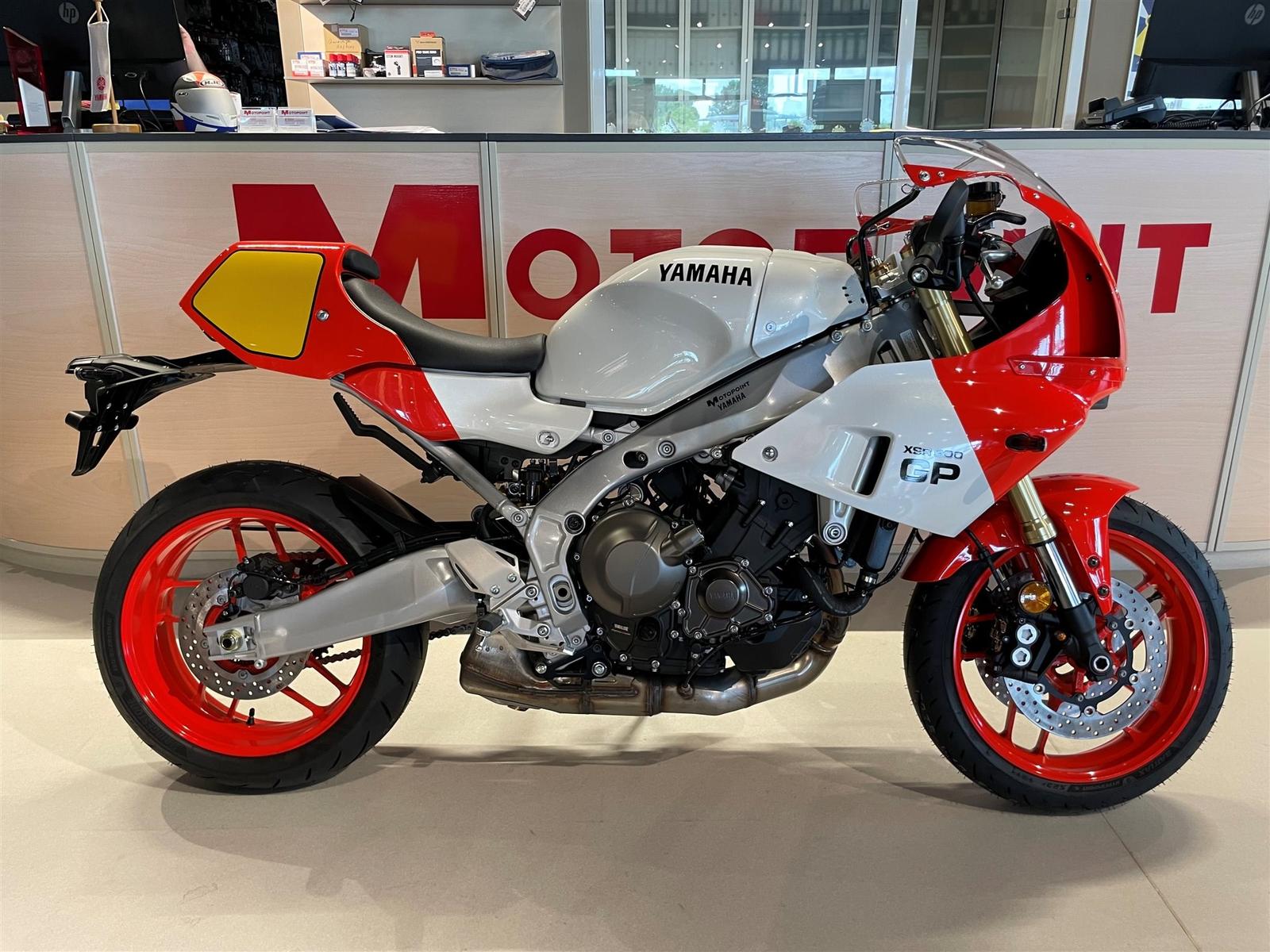 Yamaha XSR900 GP Tageszulassung