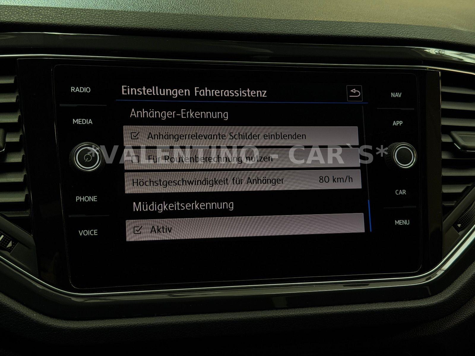 Volkswagen T-Roc Sport 4M/Standh/Pano/AHK/Virtu/Assis/Beats