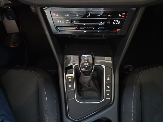 Fahrzeugabbildung Volkswagen Tiguan 1.5 TSI DSG Elegance MATRIX STANDHZ NAVI