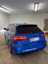 Audi S3 2.0 TFSI S tronic quattro Sportback - - Audi S3: Blau