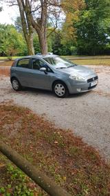 Fiat Grande Punto 1.4 16V Dynamic Dynamic - Fiat Grande Punto Gebrauchtwagen in Augsburg