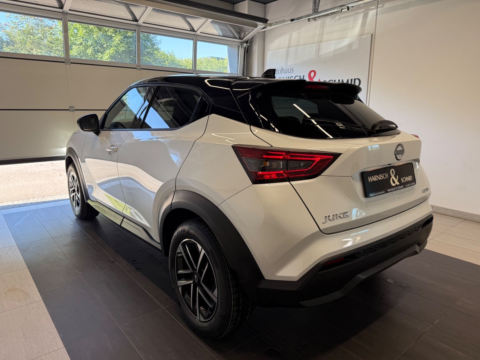 Fahrzeugabbildung Nissan Juke Hybrid N-Connecta Automatik, Winter-P.,Navi
