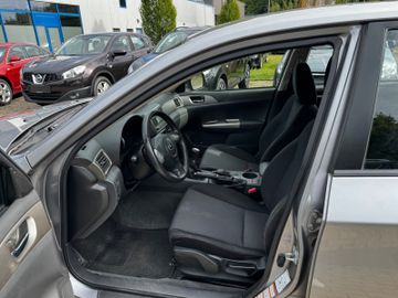Subaru Impreza - 10