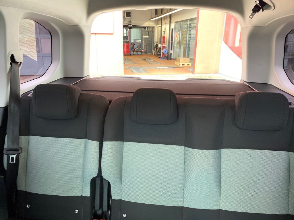 Fahrzeugabbildung Citroën Berlingo M PureTech 110 LIVE *Einparkhilfe*