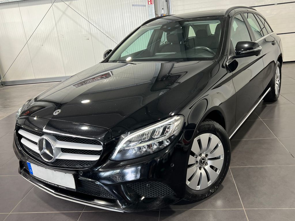 Image of Mercedes-Benz C 200