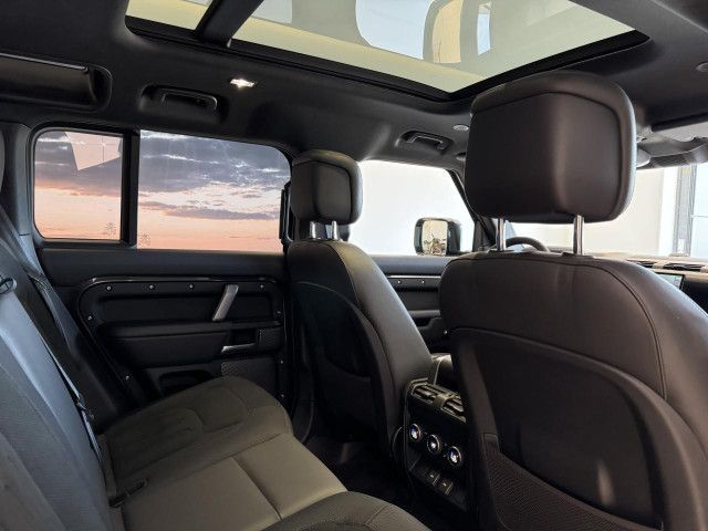 Foto Nummer 17: LAND ROVER Defender