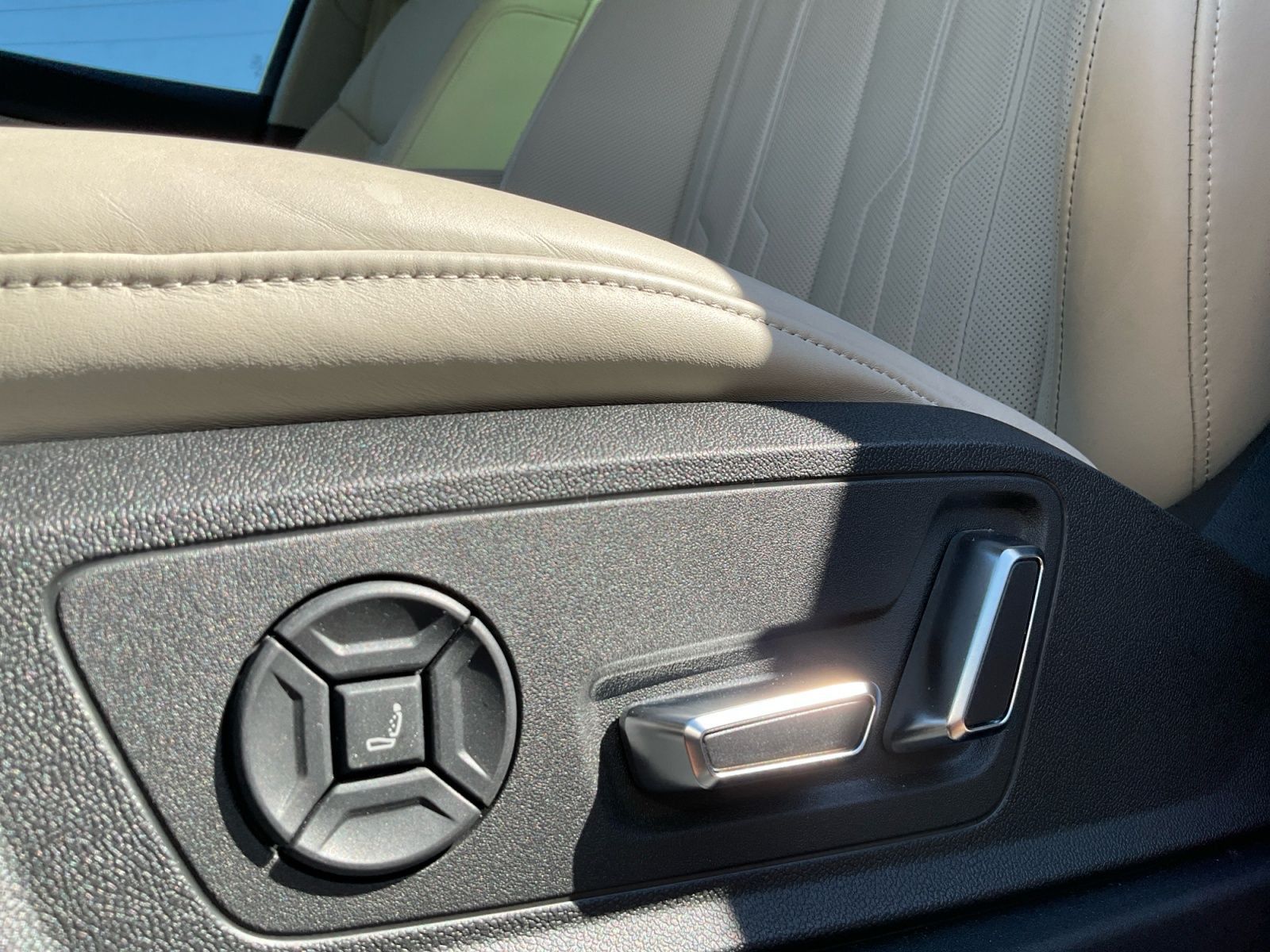 Audi Q8 e-tron - Bild 22