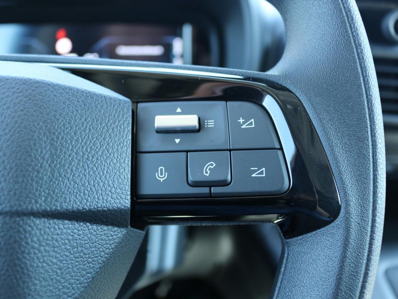 Fahrzeugabbildung Citroën ë-BERLINGO L1+ 100 kW