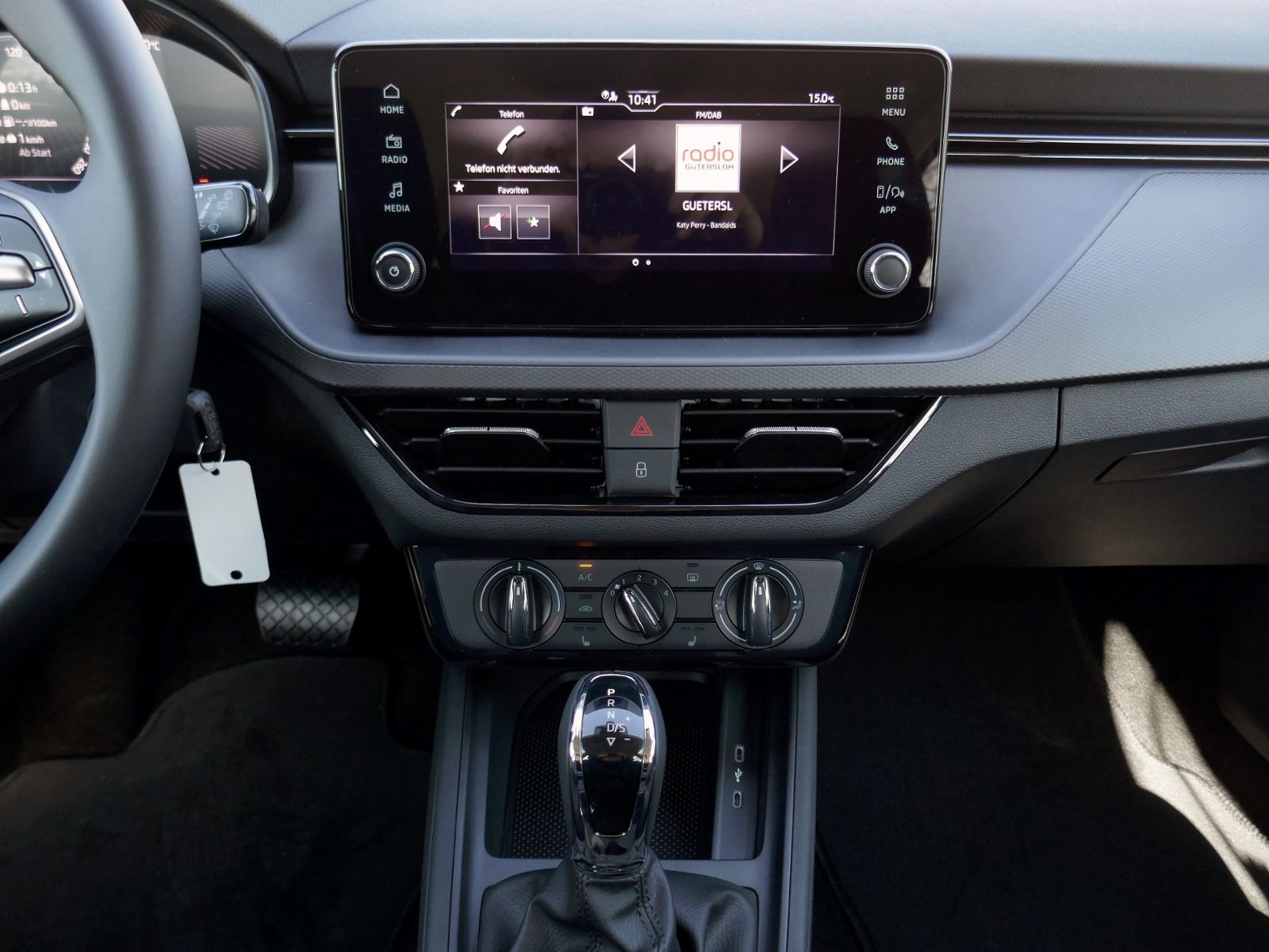 Fahrzeugabbildung SKODA Kamiq Essence 1.0 TSI DSG | LED PDC GRA App