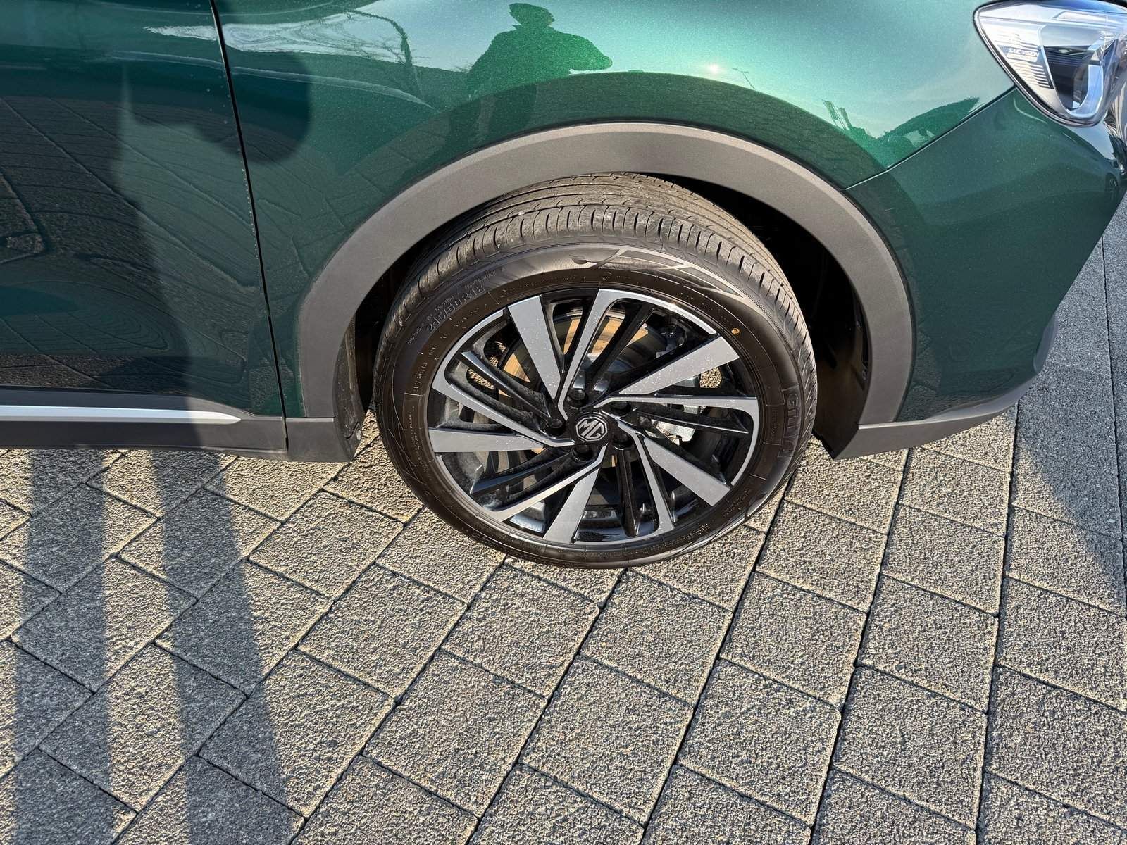 MG ZS