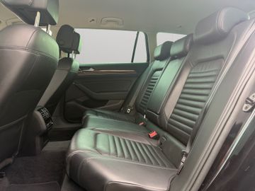 Volkswagen Passat Variant - 10