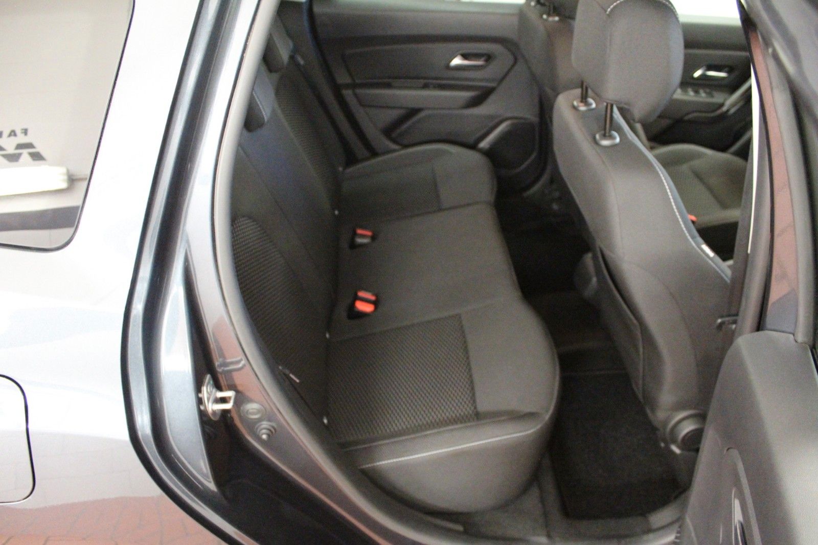 Fahrzeugabbildung Dacia Duster TCe 130 Urban 2WD *Klima*Sitzhzg*