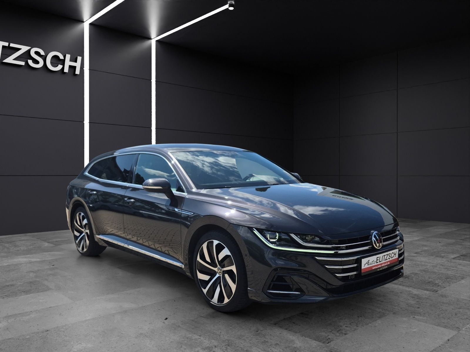 Fahrzeugabbildung Volkswagen Arteon SB TDI DSG R-Line LED ACC 19" DCC AHK NAV