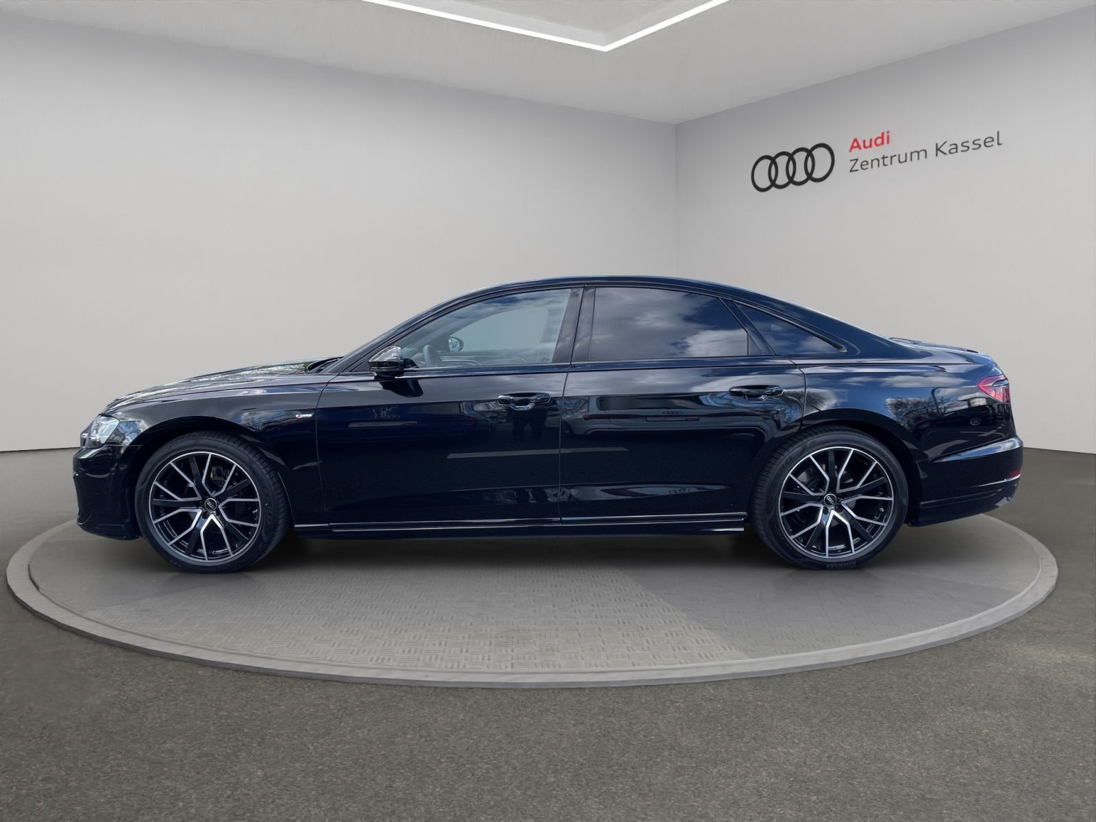Audi A8 - Bild 4