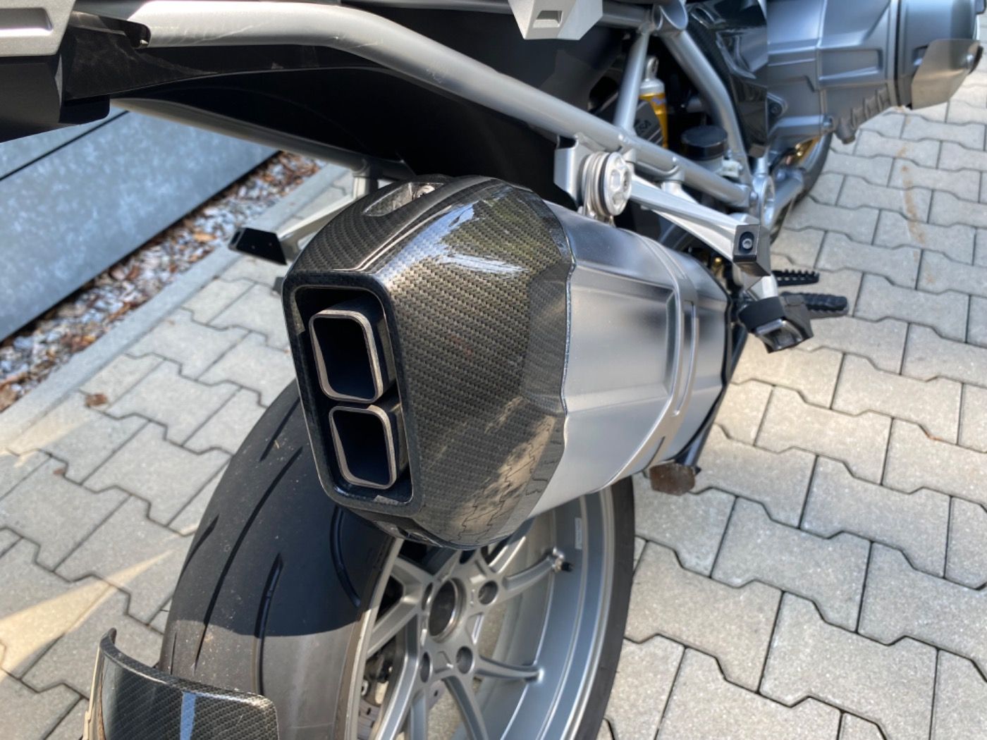 Fahrzeugabbildung BMW R 1200 GS LC Carbon