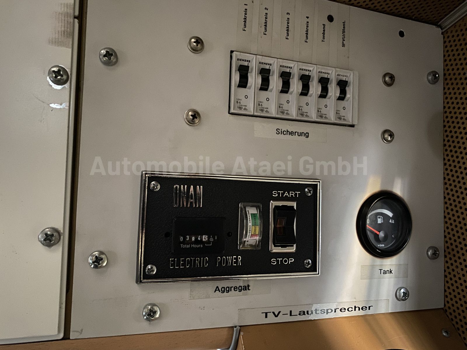 Fahrzeugabbildung Mercedes-Benz T2 711D *Behörde/ Camper* ORIGINAL 34.050 KM