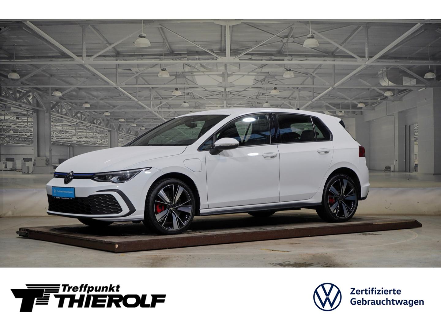Volkswagen Golf VIII GTE 1.4 eHybrid LED Discover Media 18 