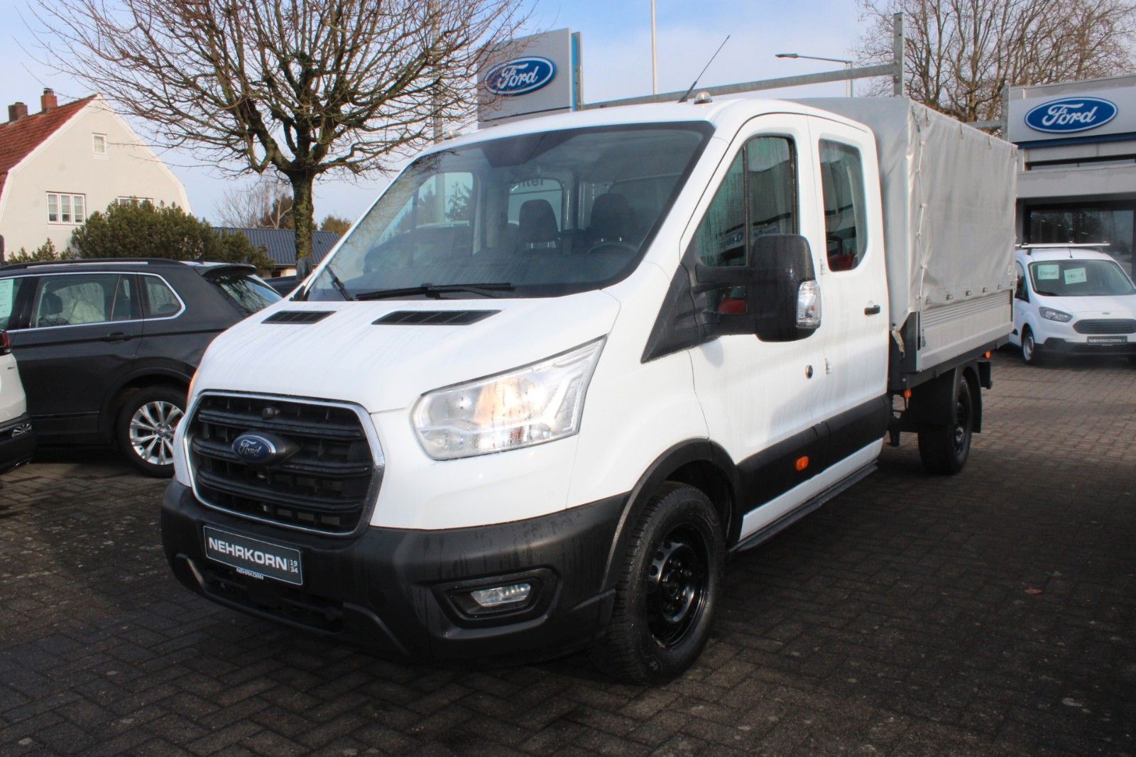 Fahrzeugabbildung Ford Transit Trend L3 DoKa Pritsche Plane & Spriegel