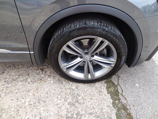 Fahrzeugabbildung Volkswagen Tiguan Highline/2xR-Line/4Motion/1.Hd/360Kam/AHK