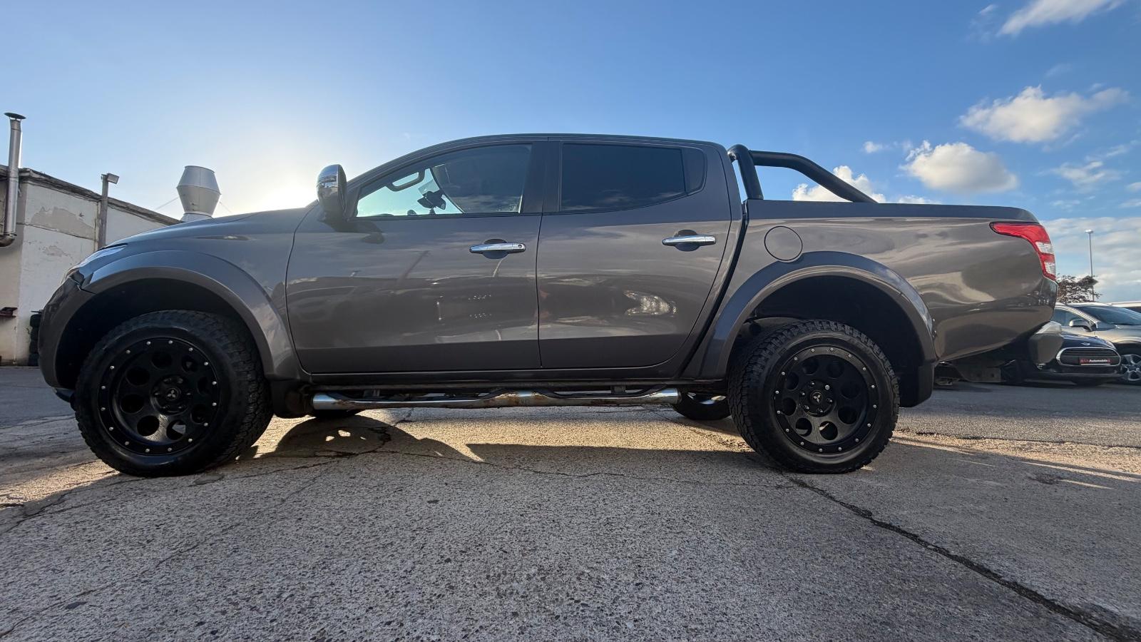 MITSUBISHI L200 181CH - DOUBLE CABINE - 4WD - BVM - 1ERE MAIN - 183.000 KMS